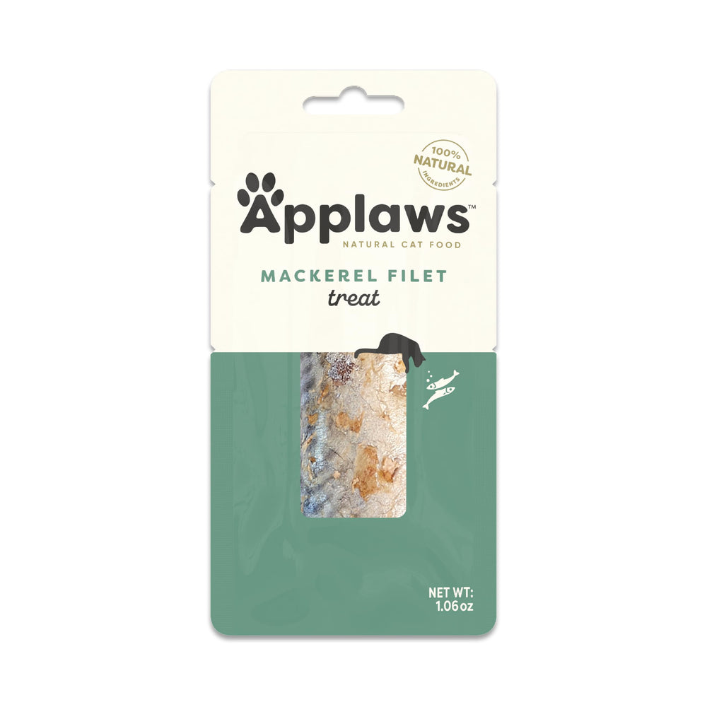 Applaws natural goodness and premium protein highlighted in the packaging.