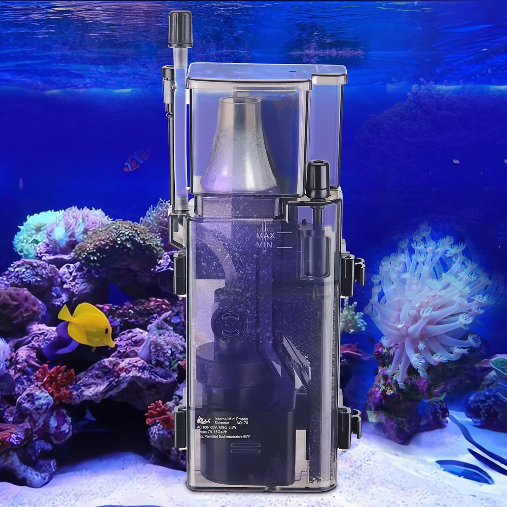 AQQA Aquarium Protein Skimmer emitting dense bubbles for effective filtration