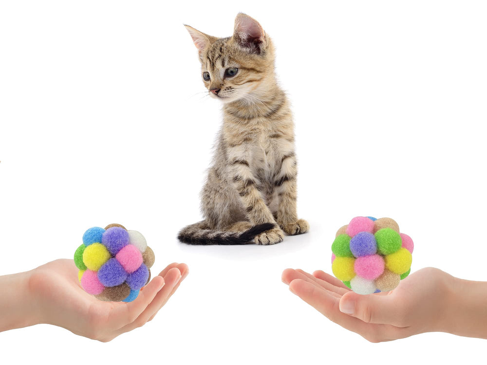 AQSXO cat-ball for indoor cats makes safe, soft enrichment during cuddle sessions.