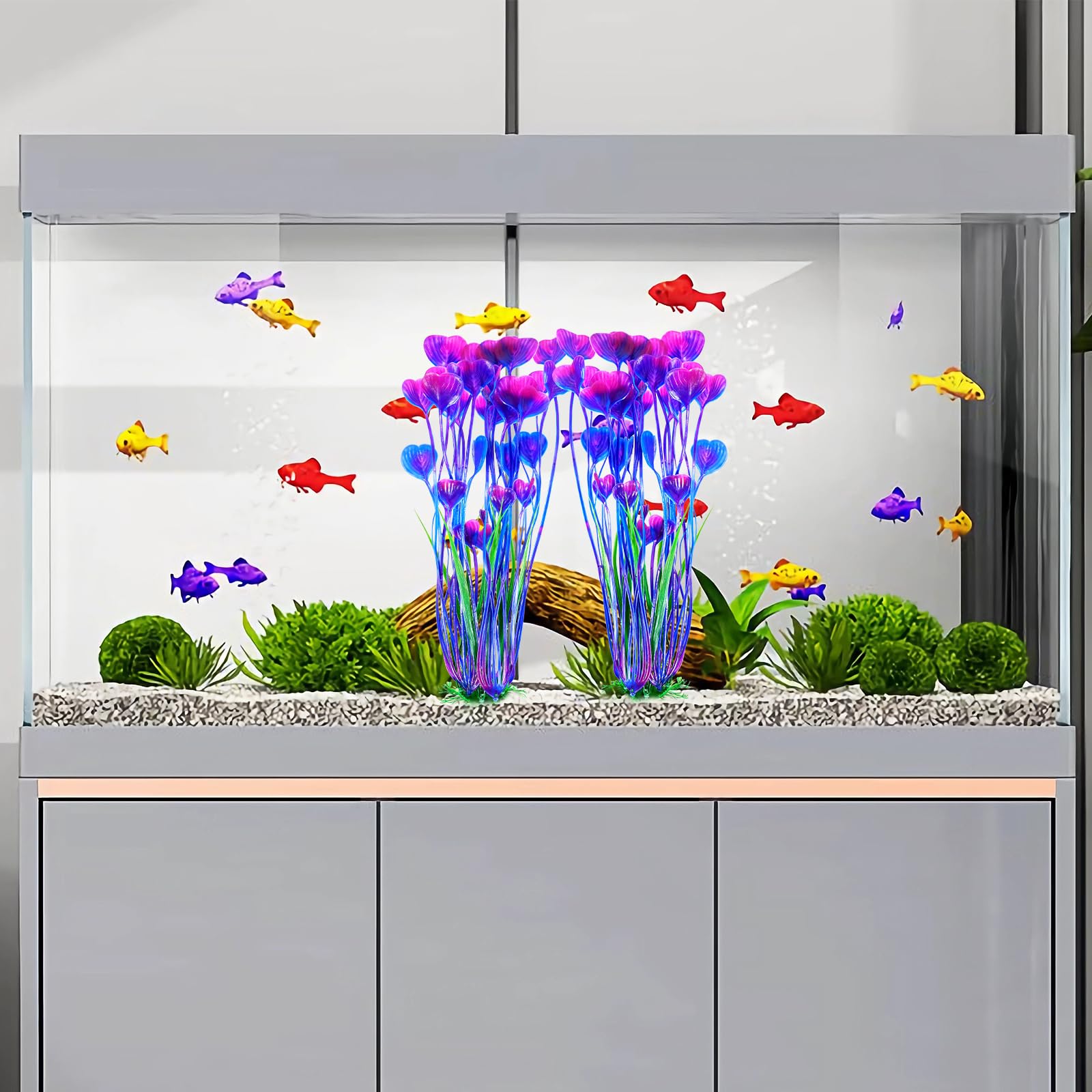 AQUANEAT warm-water restoration tip helps restore shape after packaging.