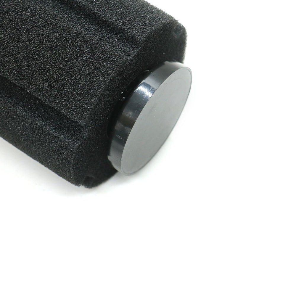 Aquapapa Bio Sponge Filter traps waste without harming baby fish.
