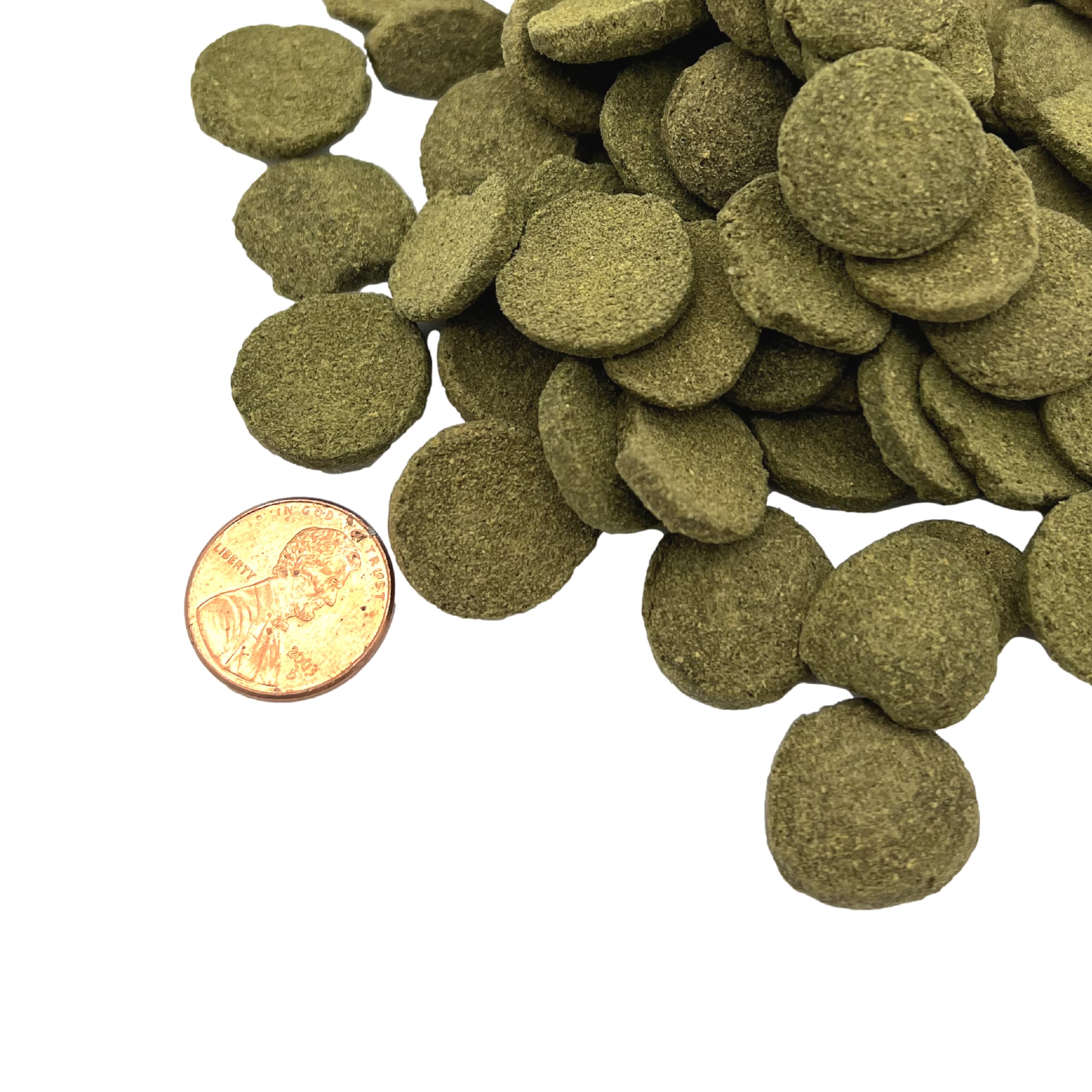 Aquatic Provisions USA-made formula uses sustainable ingredients for responsible aquarium feeding.