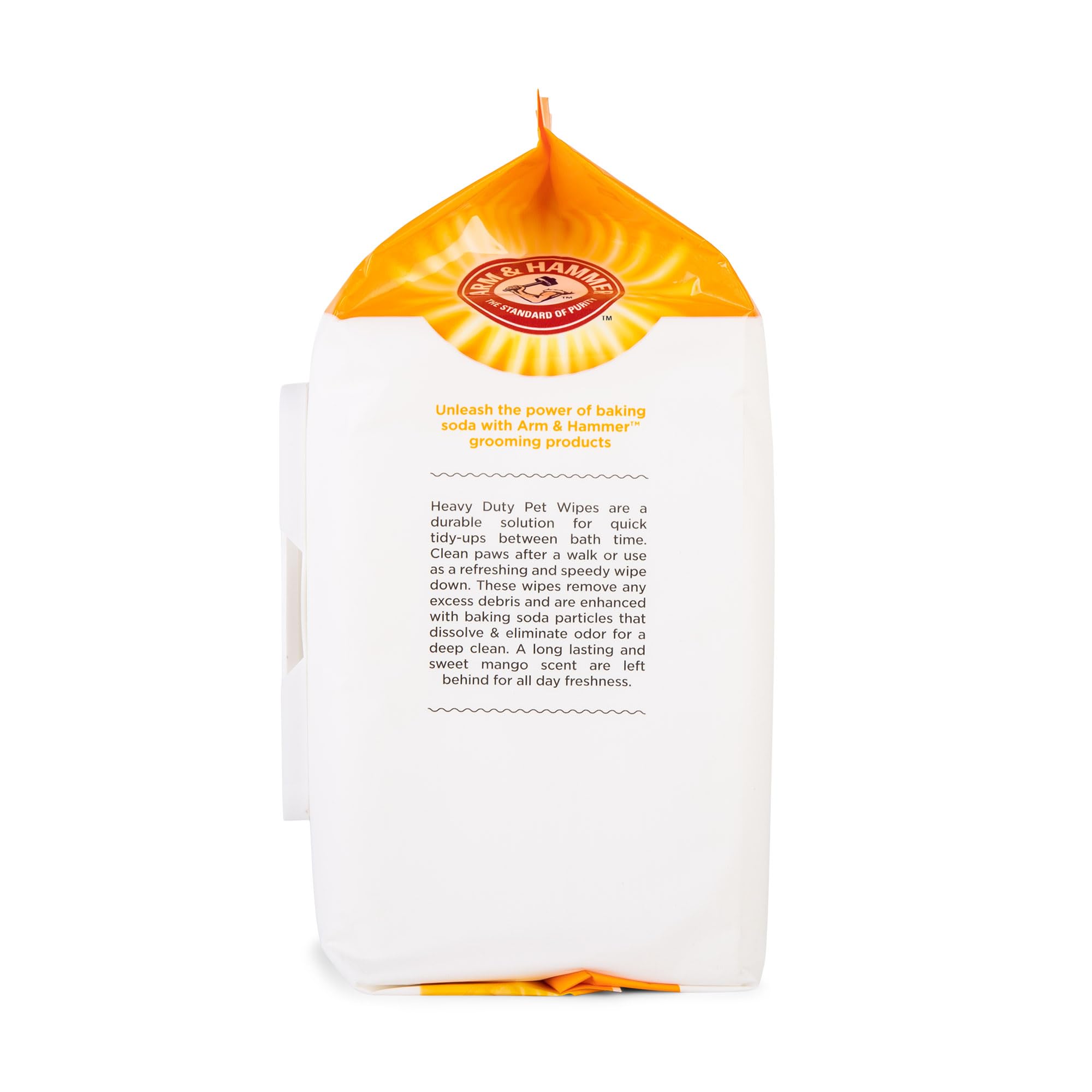 Arm & Hammer for Pets Mango wipes on dog paws for debris removal and deodorizing