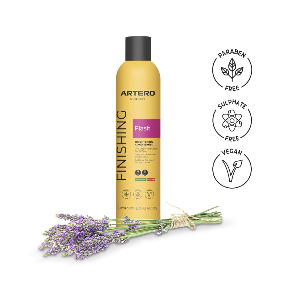 Artero Flash Shine spray nozzle shows easy, even application for a silky coat.