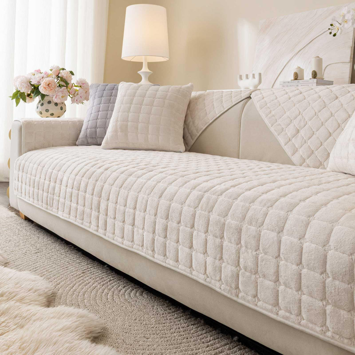 Aucrovee Velvet Washable Couch Cover fabric close-up shows soft velvet texture for pet-friendly comfort.