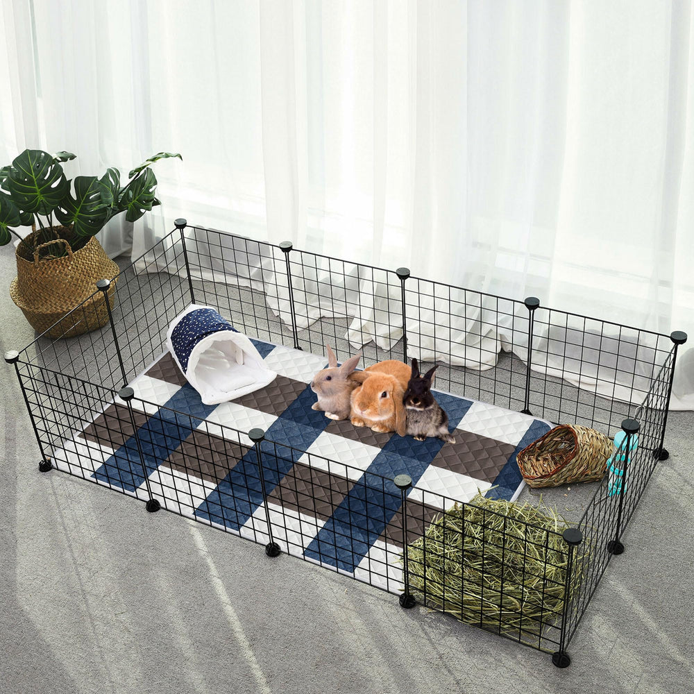 AUDFA absorbent small-animal bedding protects floors and feet
