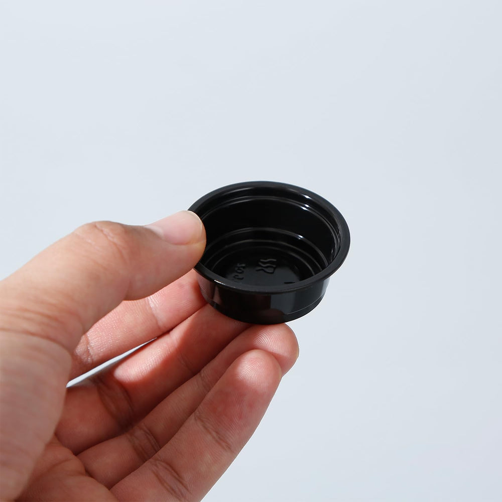 AUTSEEYS 0.5oz ledge-compatible cup fits terrariums for easy rotation.