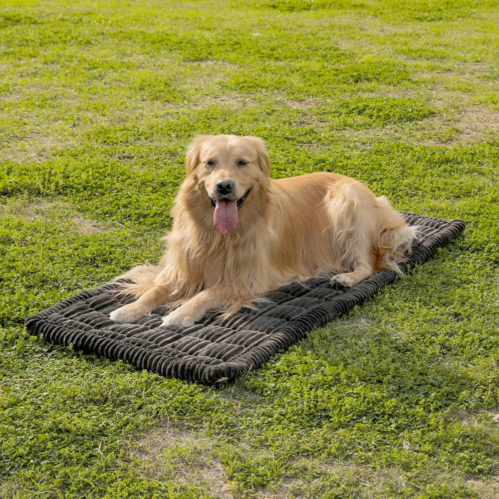 Awjcsv non-slip bottom keeps the mat securely in place