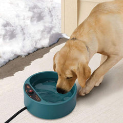 AWLYLNLL 108oz-capacity heated water bowl provides ample water for multiple pets outdoors.