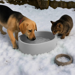 AWLYLNLL chew-resistant cord detail showing pet-safe power cable