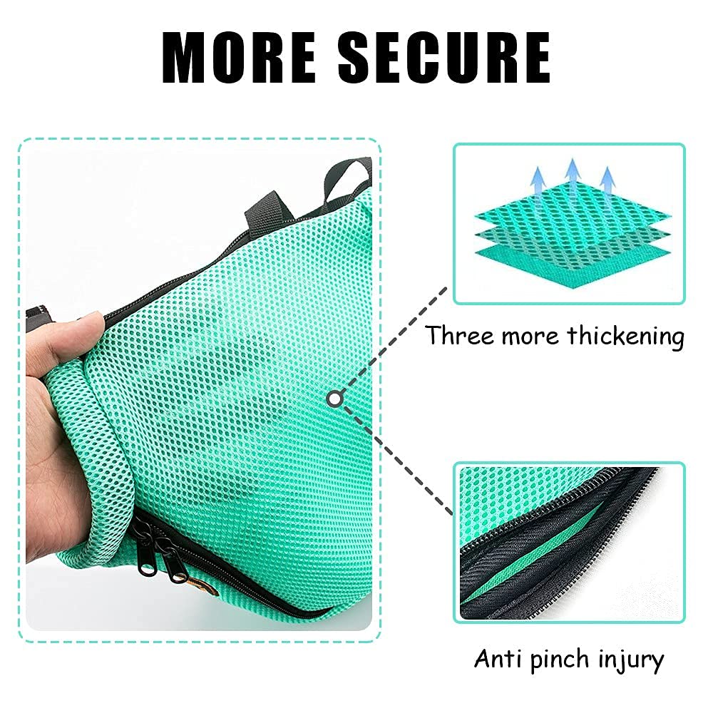 AWOOF cat grooming bag drawstrings help secure the cat during baths.