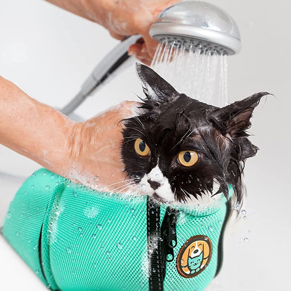AWOOF cat bathing bag nails trimming setup enables safe, hands-free clipping.