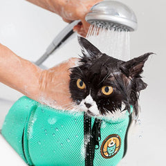 AWOOF cat bathing bag nails trimming setup enables safe, hands-free clipping.