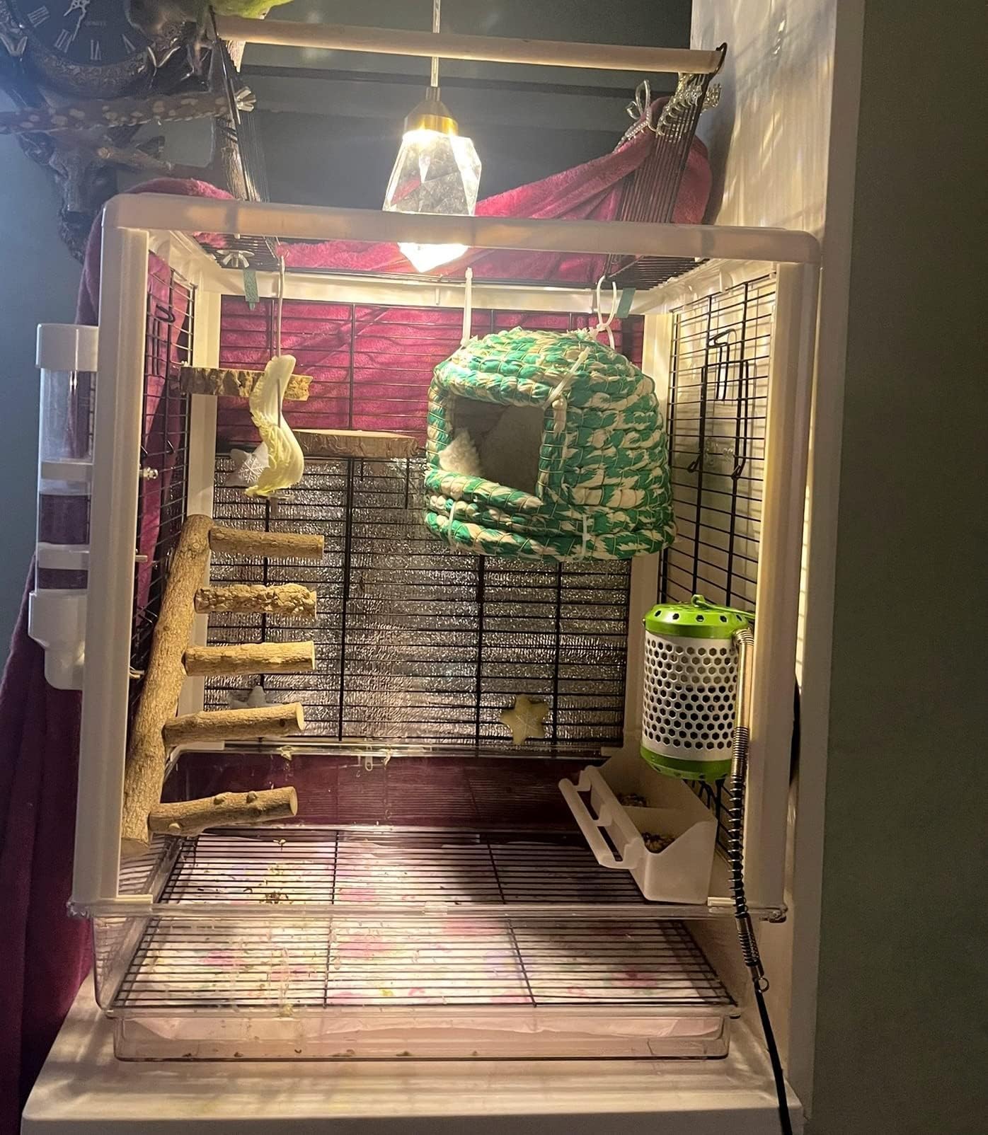 AWXZOM easy-install perch fits most cages quickly and securely