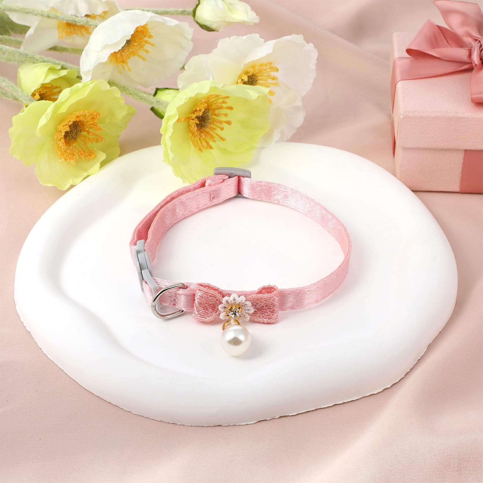 Aysatogc pearl-pendant detail adds cute fashion for photos and events.