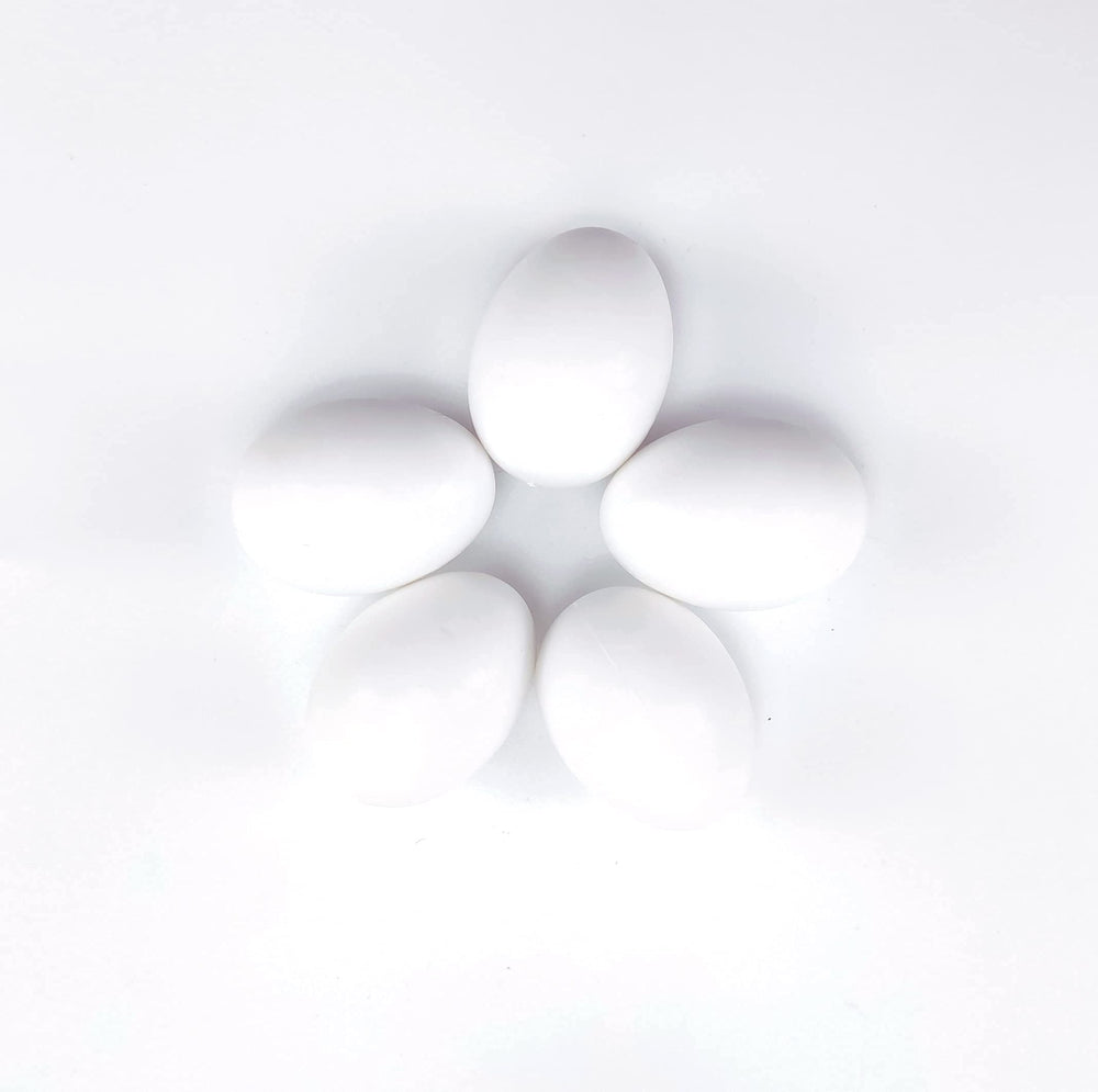 Azatemgo pigeon eggs suit toys, décor, and Easter projects with versatility.