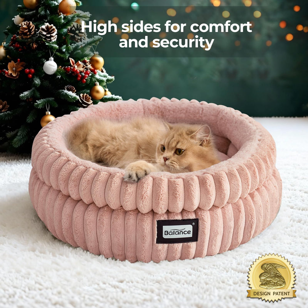 BALANCE cat bed round non-shedding milk plush fabric for a clean home.