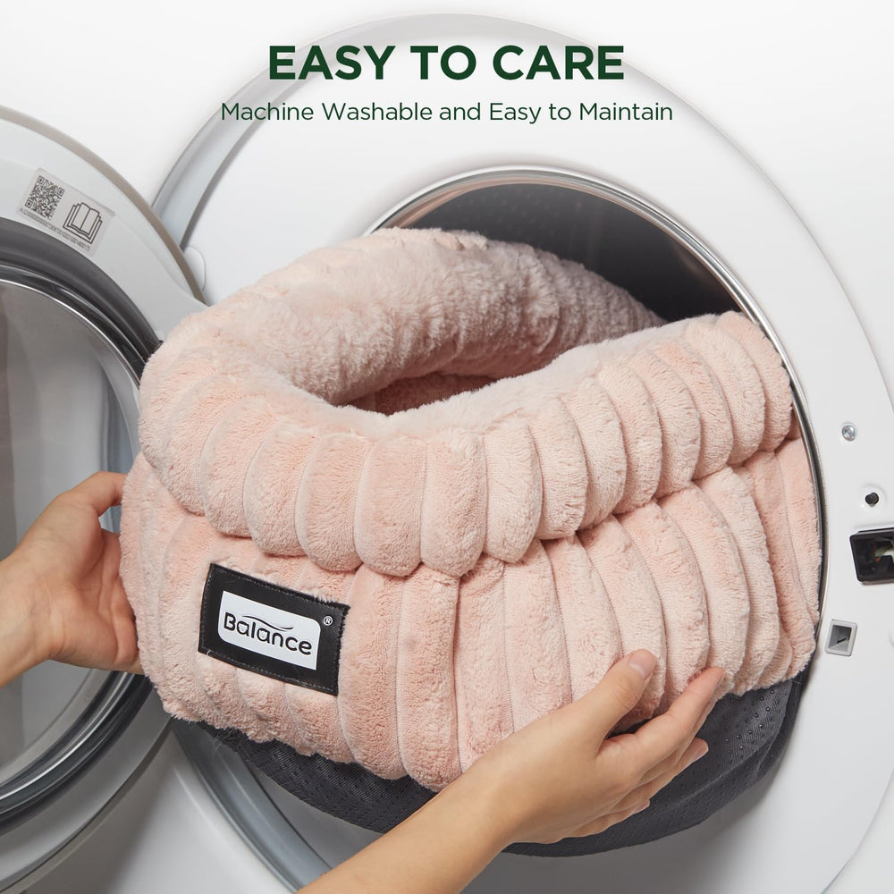 BALANCE cat bed round packaging expansion reveals full plush comfort after unpacking.