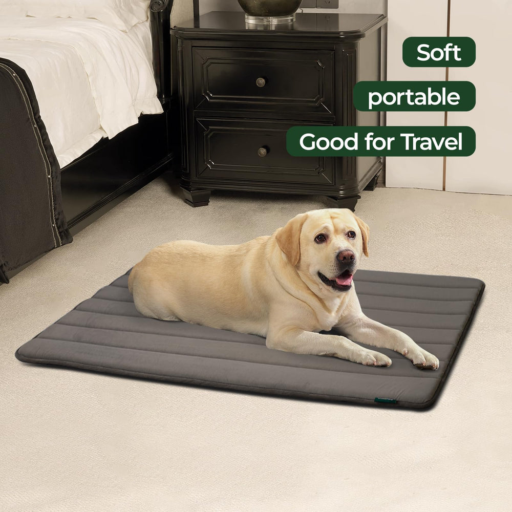 BALANCE crate pad anti-slip-base keeps the mat secure during lively sessions.