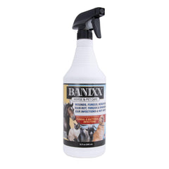 Banixx Horse bottle pour 32oz for easy application on wounds and skin irritations