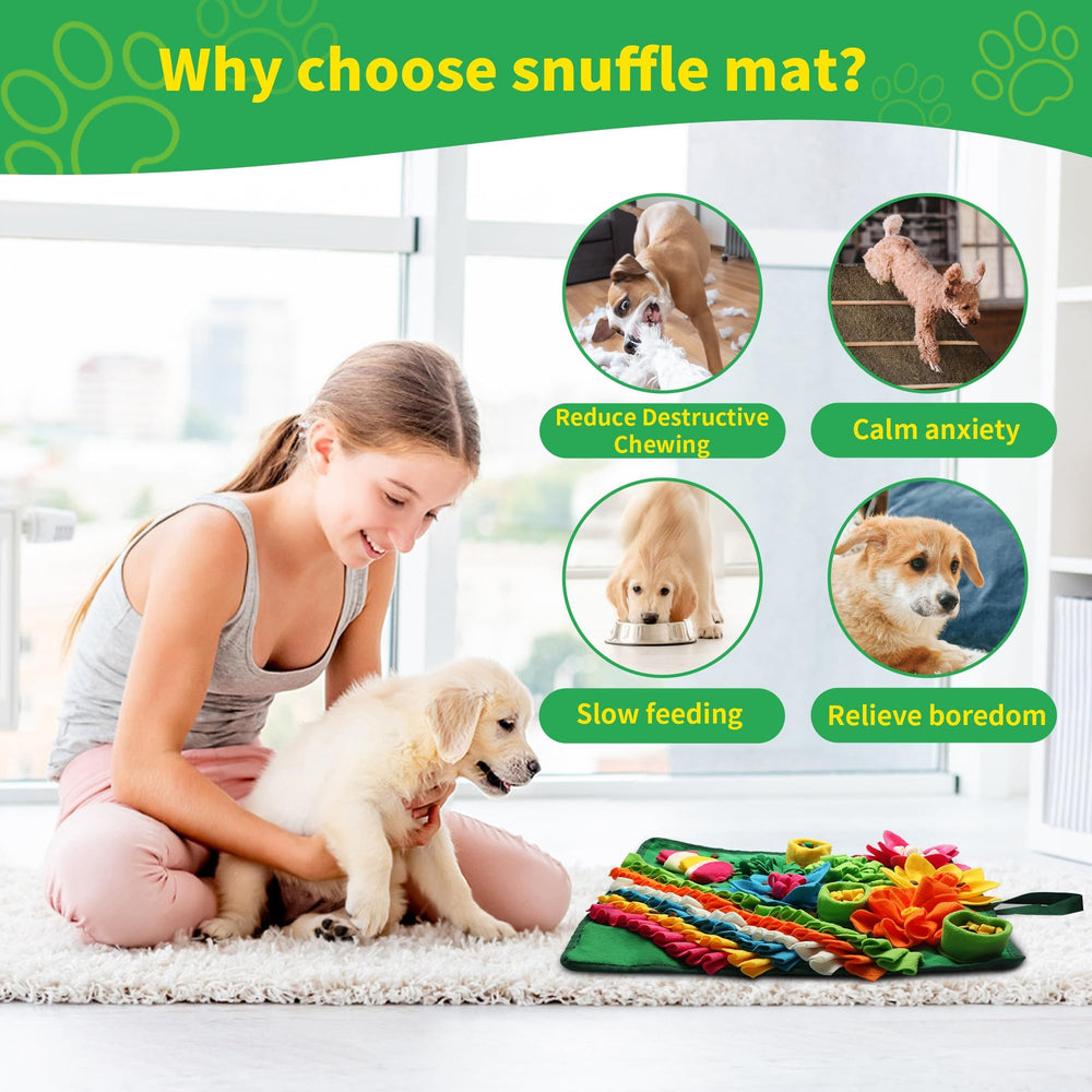Banlangen Snuffle Mat in action encourages slow feeding through hidden treats and sniffing.