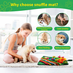 Banlangen Snuffle Mat in action encourages slow feeding through hidden treats and sniffing.