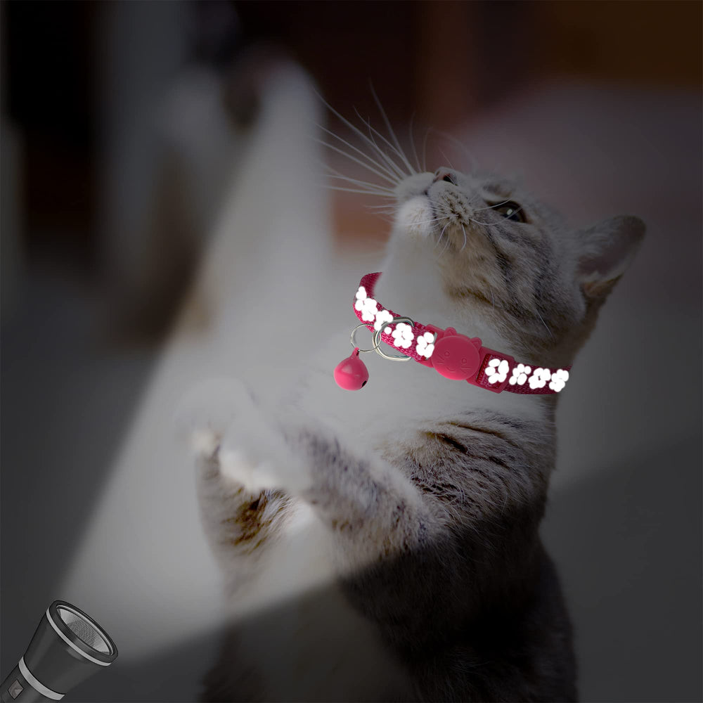 BANMODER cat bell detail helps locate your cat’s position indoors or outdoors