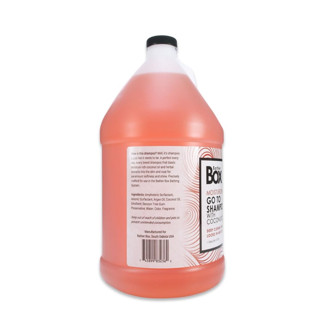 BatherBox Go To Shampoo foamy lather demonstrates thorough cleansing and moisture retention.