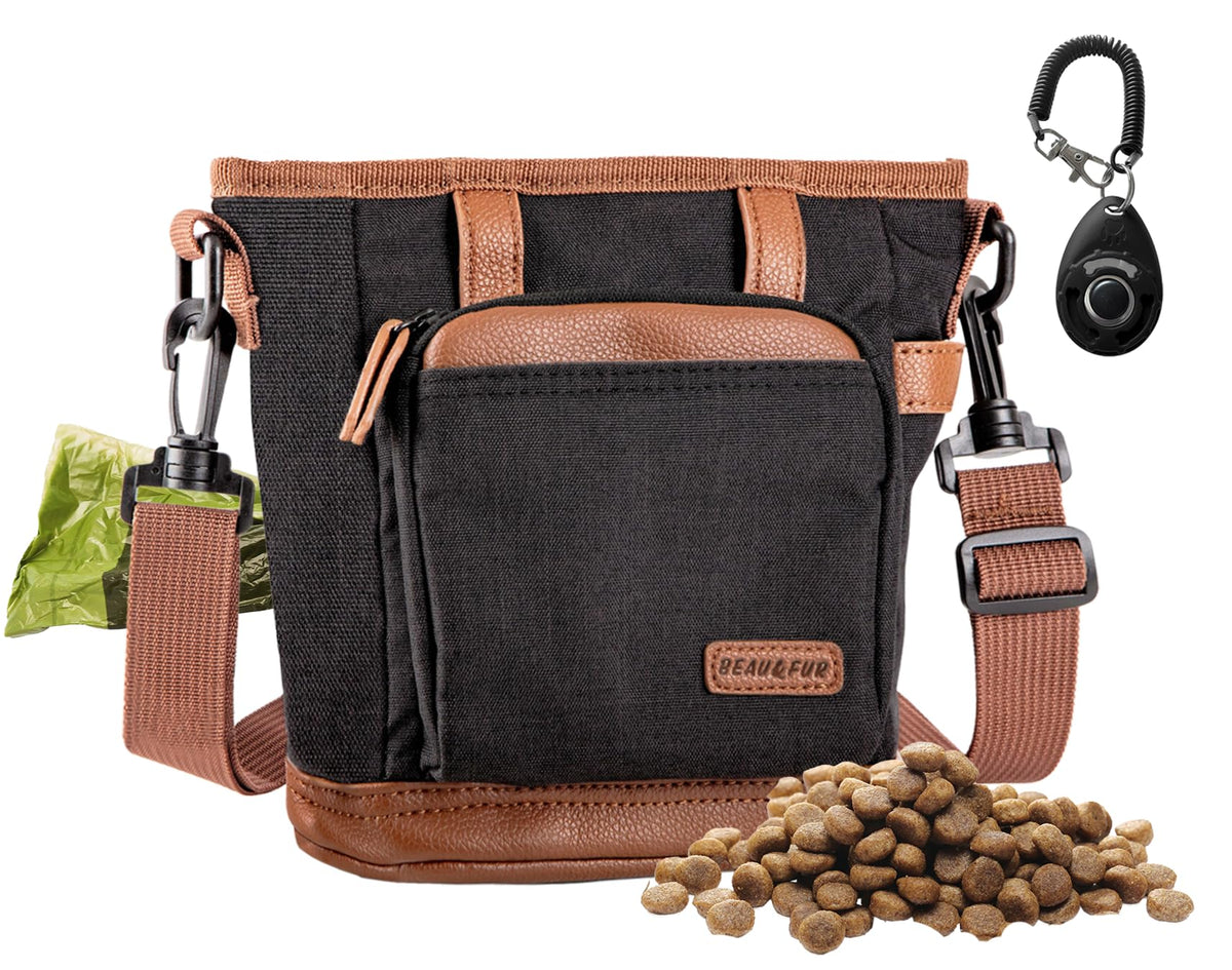 BEAU&FUR large dog treat pouch showing 4 cup capacity for training rewards.