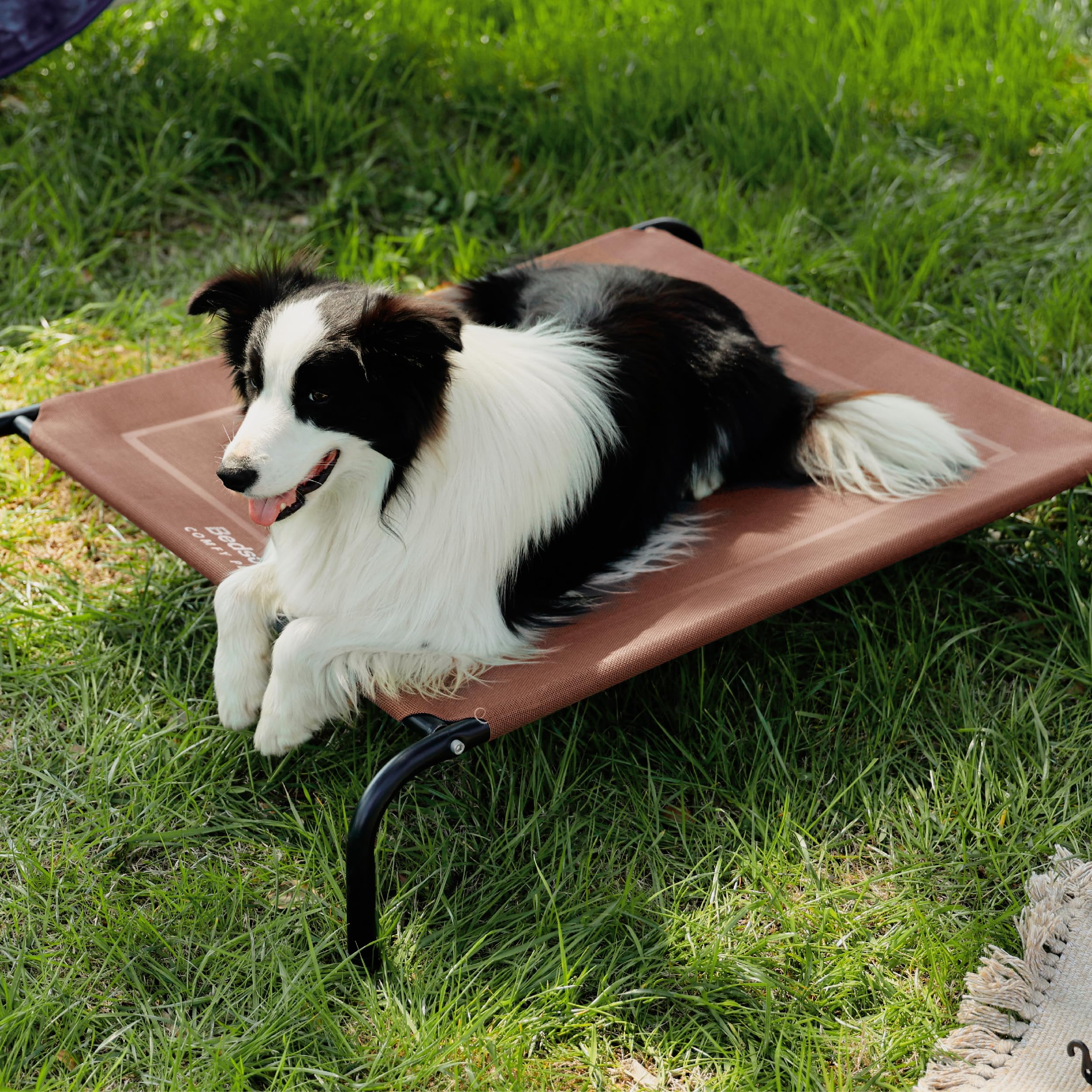 Bedsure breathable mesh surface image illustrates cooling comfort during outdoor naps
