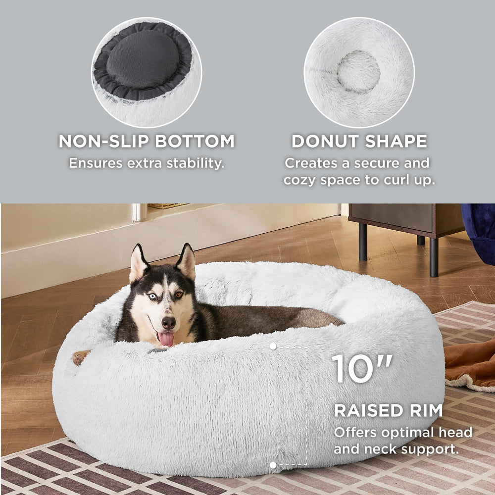 Bedsure Calming Dog Bed close-up of soft faux fur texture highlights cozy warmth.