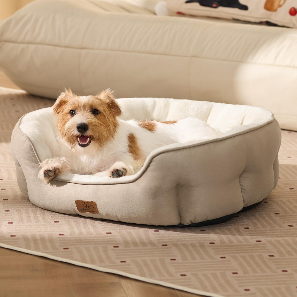 Bedsure dog bed machine-washable round design simplifies cold-water cleaning.