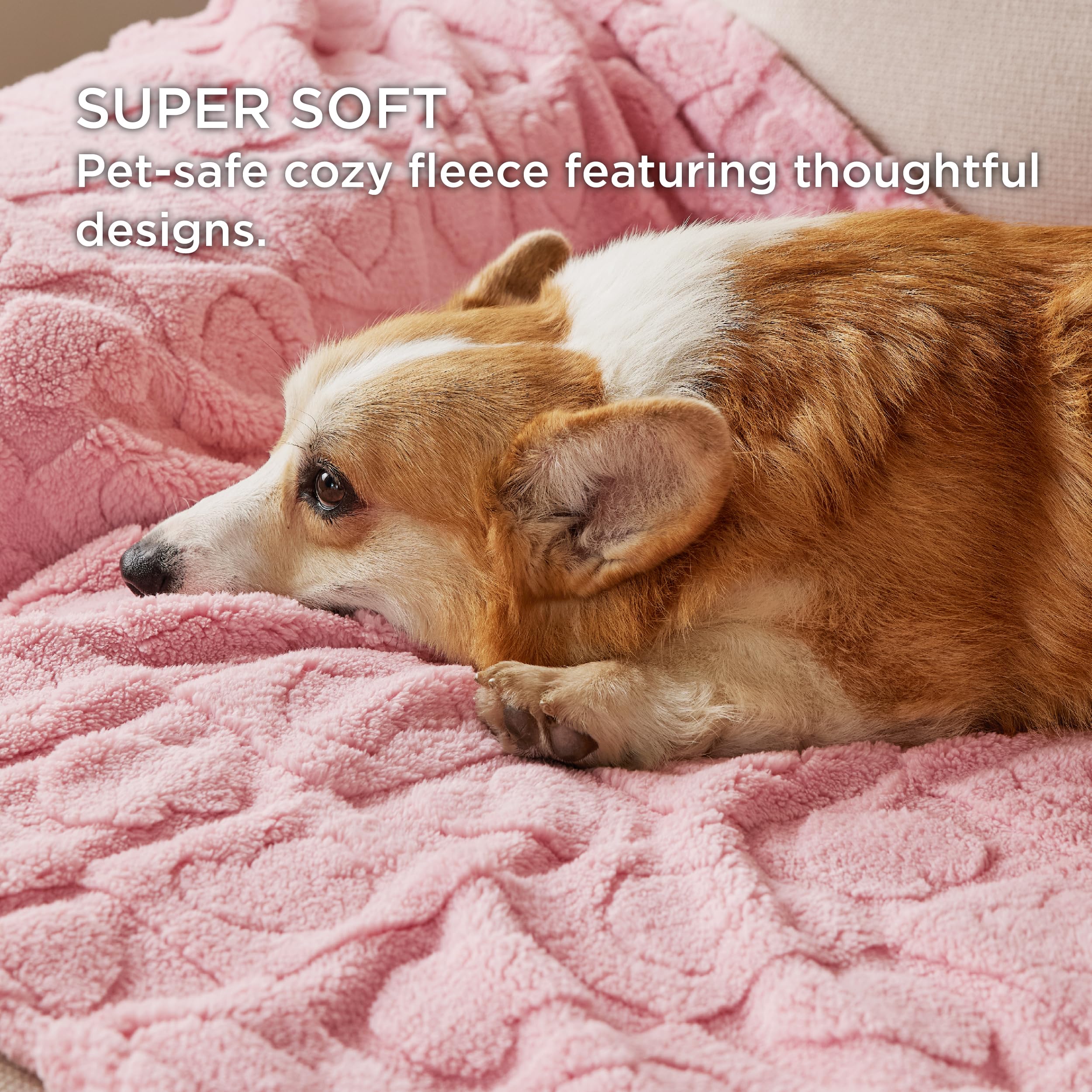 Bedsure plush-fleece closeup shows soft texture ideal for pet lounging