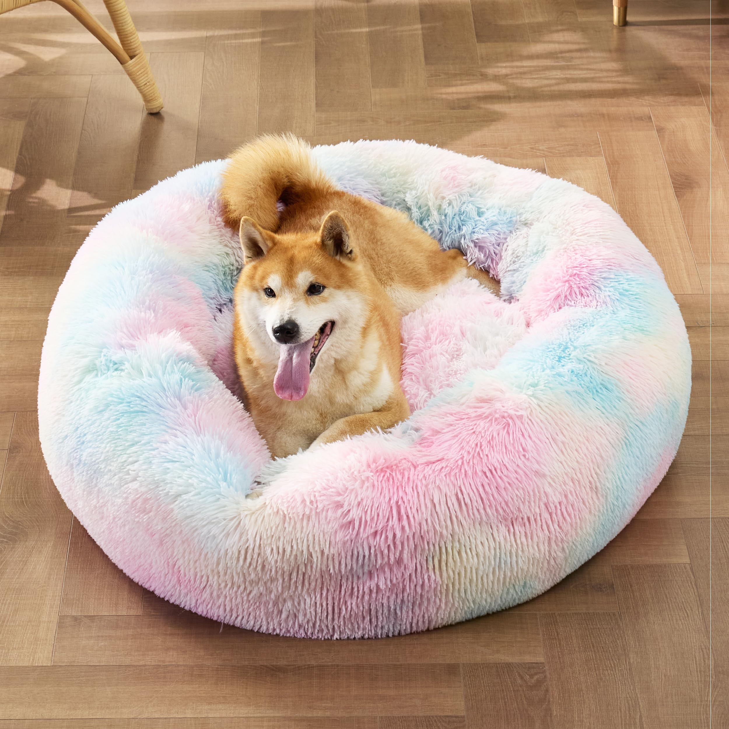Bedsure donut bed machine-washable cover simplifies cleaning for busy households