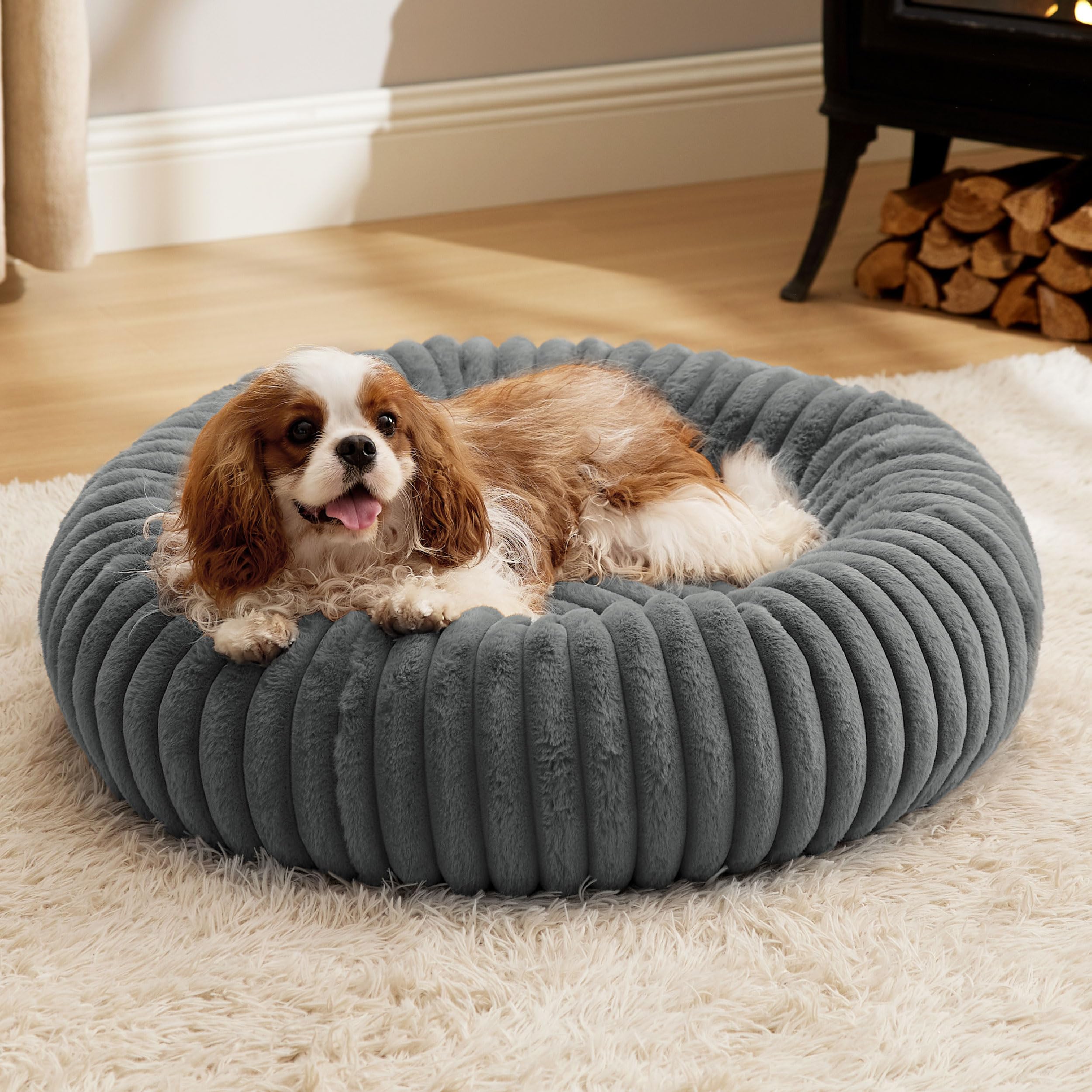 Bedsure Donut Medium Dog Bed front view; cozy lounging and restful naps.