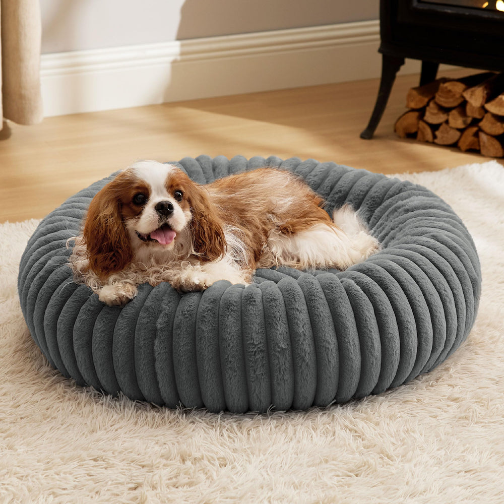 Bedsure Donut Medium Dog Bed front view; cozy lounging and restful naps.