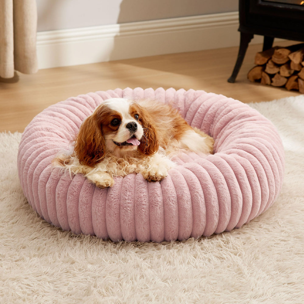 Bedsure Donut Dog Bed machine-washable cover for quick cleanup