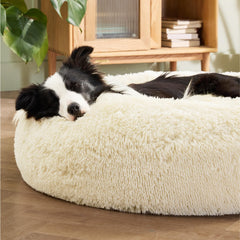 Bedsure donut bed with removable cover makes cleaning quick and easy.