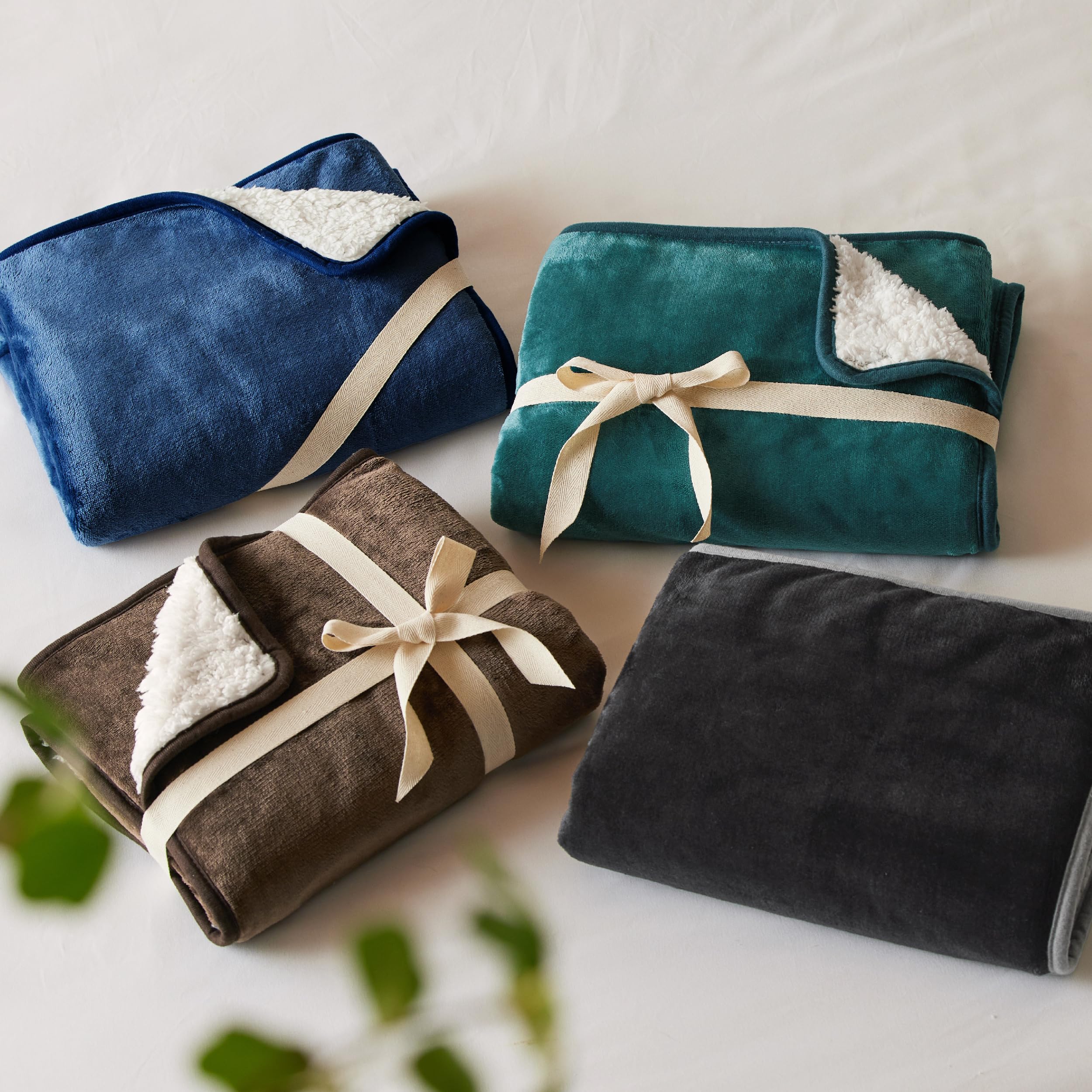 Bedsure flannel-side detail reveals soft texture ideal for lounging with pets.