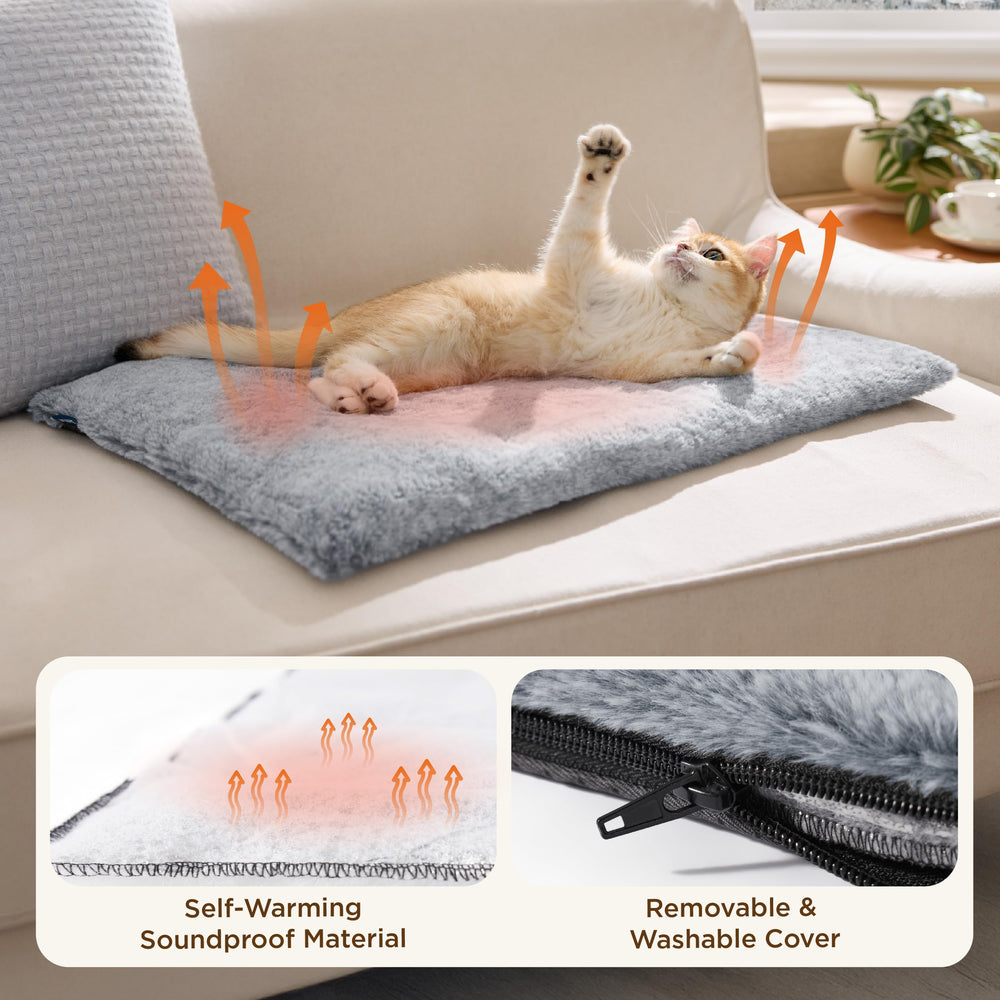 Bedsure plush faux fur cover close-up showcases soft, pet-friendly texture.