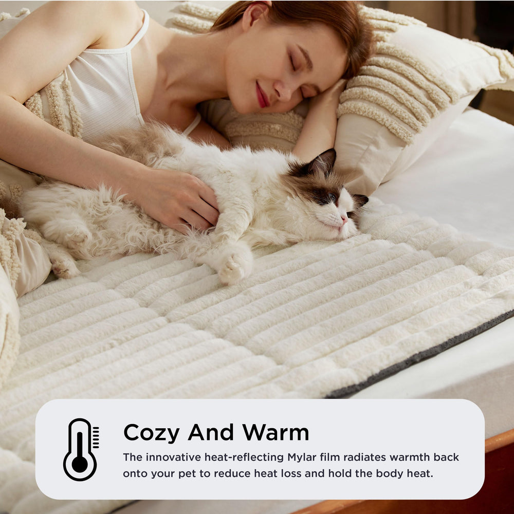 Bedsure self-warming dog bed interior crate view shows warm, secure space