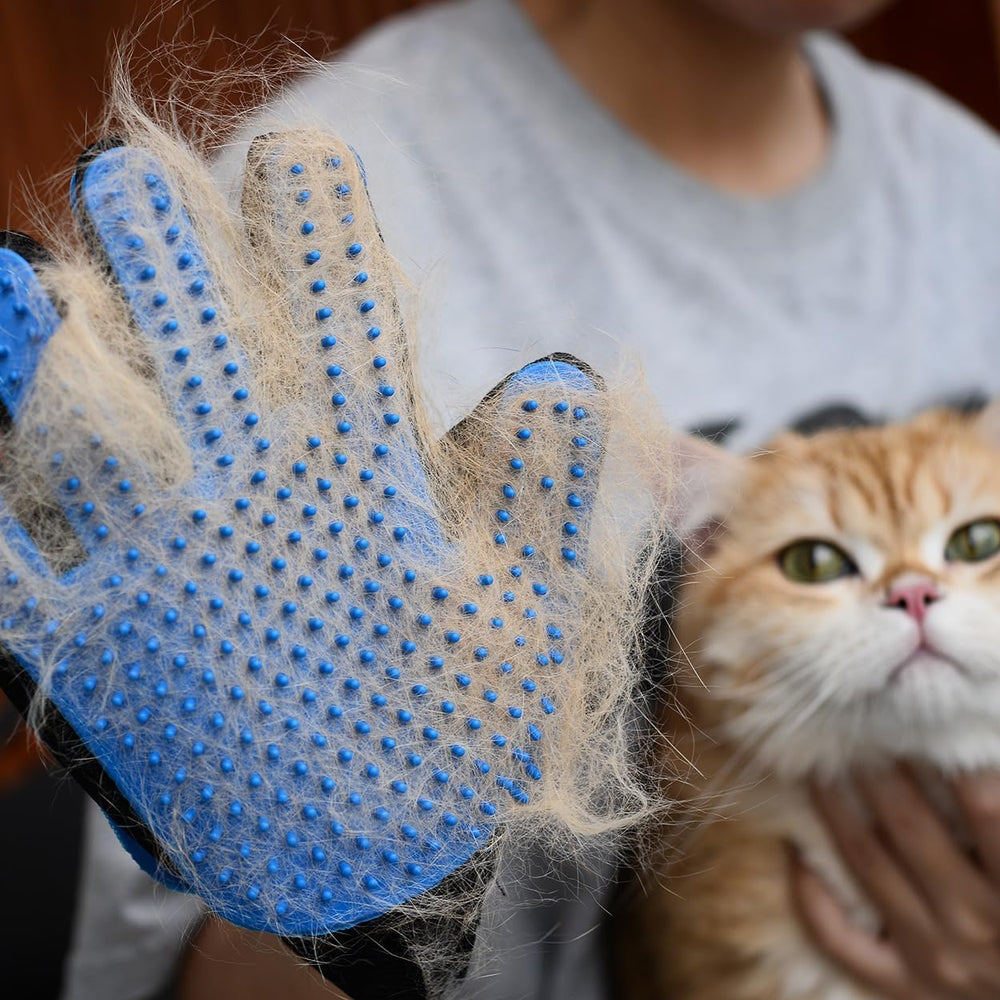 Beiker undercoat deshedding tool helps manage loose fur and tangles