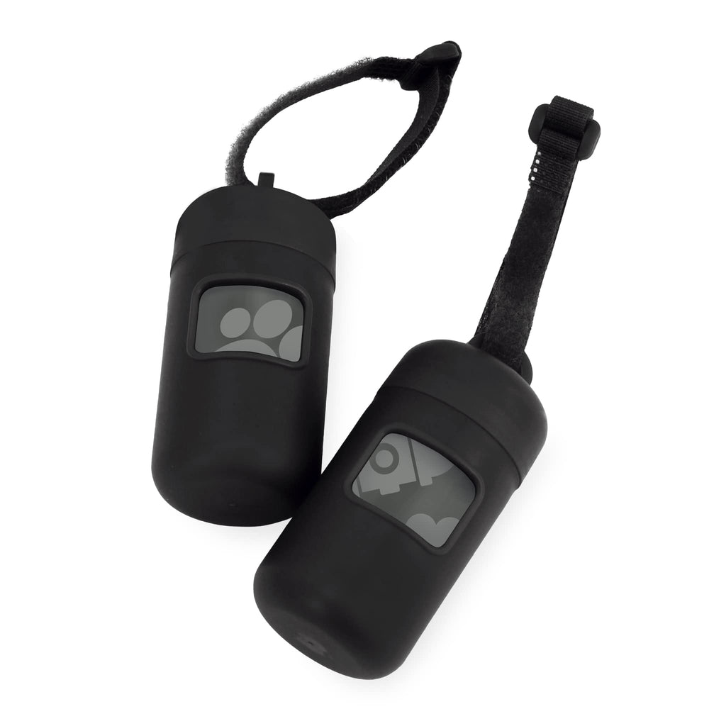 Best Pet Supplies dog poop bag holder attached to leash for convenient cleanup during walks.