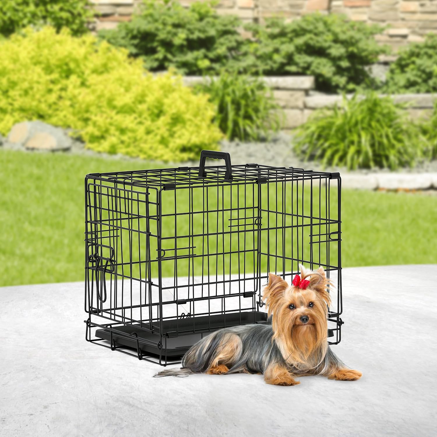 BestPet dog crate side view shows sturdy metal frame for durability.