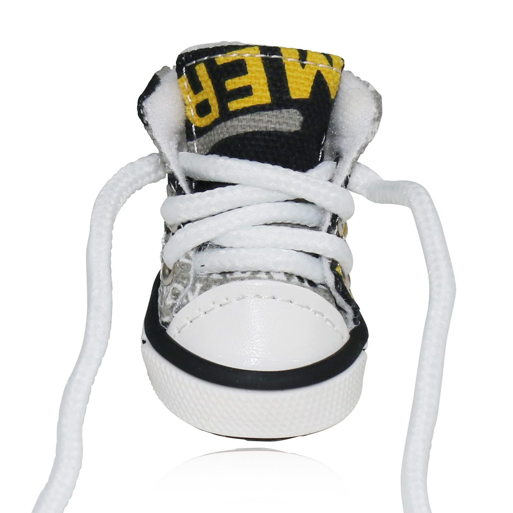 BESUNTEK shoes with strap design for easy on/off and secure fit.