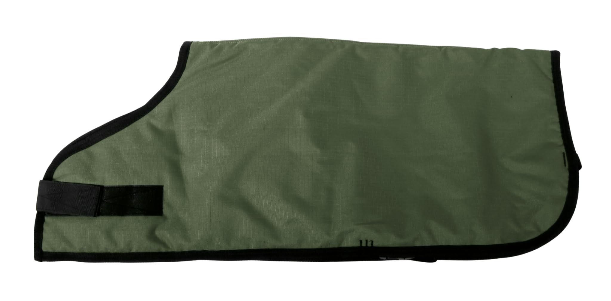 BetterMilk Calf Coat includes adjustable leg straps with buckles for reliable placement.