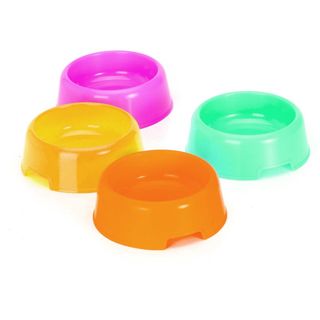 Bettli candy-color pet bowl in-use with cats during meals