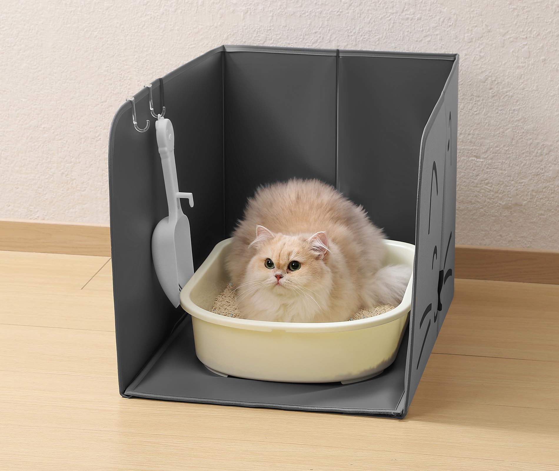 Beveetio wide front opening enables easy access for scooping.