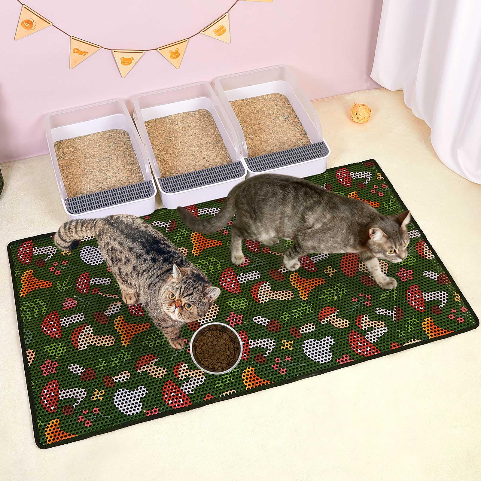 Bienbee Cat Litter Mat large-cat-friendly design supports big cats.