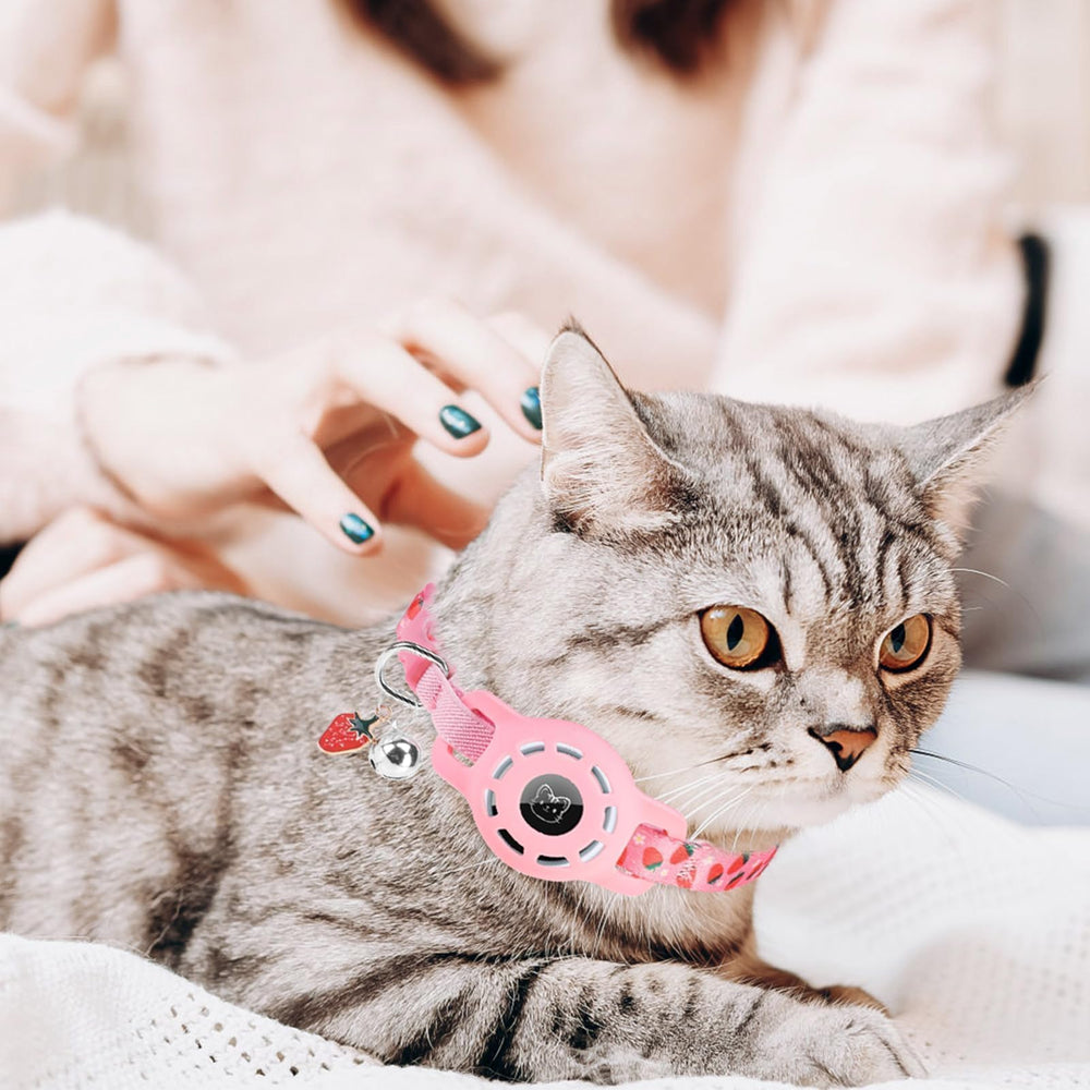 BINGPET AirTag cat collar packaging with detachable bell